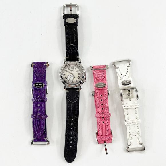 Fendi Round Watch With 4 Interchangable Leather Bands - Picture 2 of 3